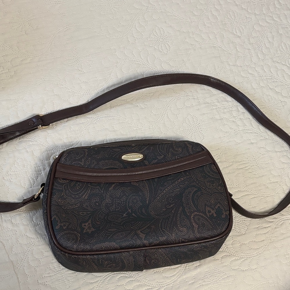 Liz Claireborne bag